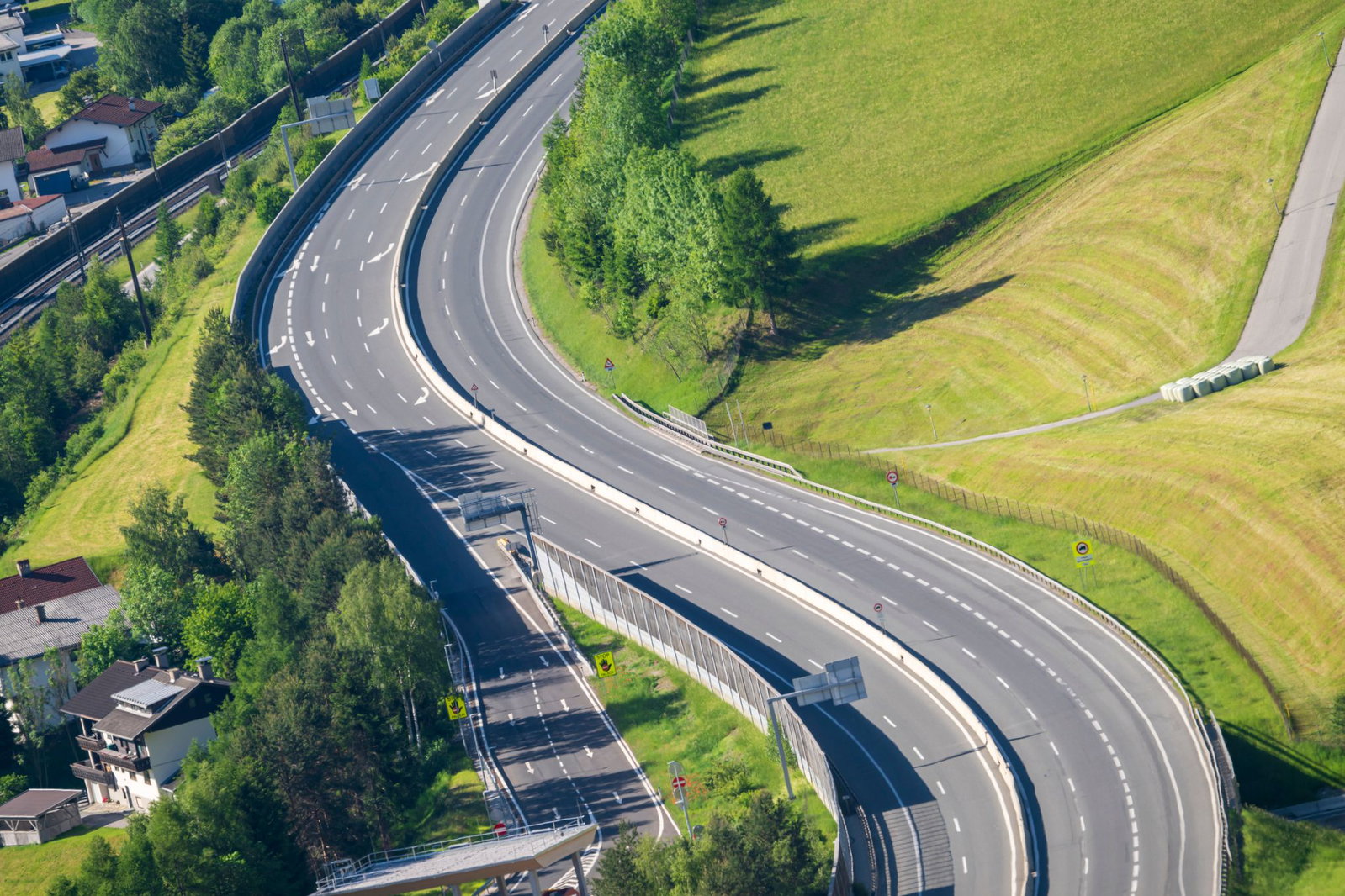 So ruhig wie selten: Die Brennerautobahn ist kurz vor der Sperrung leer.  