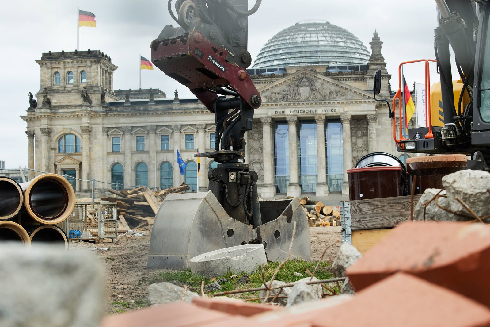Die große Mehrheit glaubt nicht, dass die Bundesregierung es schafft, wie geplant bis zum Sommer Reformen bei Steuern, Arbeitsmarkt und Rente vorzulegen. (Symbolbild)