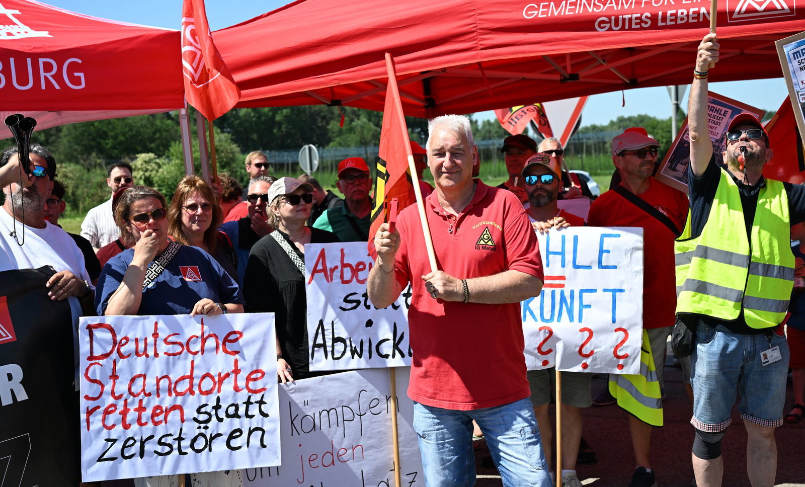 Der Streik ist eine Reaktion auf die angekündigte Schließung des Standorts im ersten Halbjahr 2027.