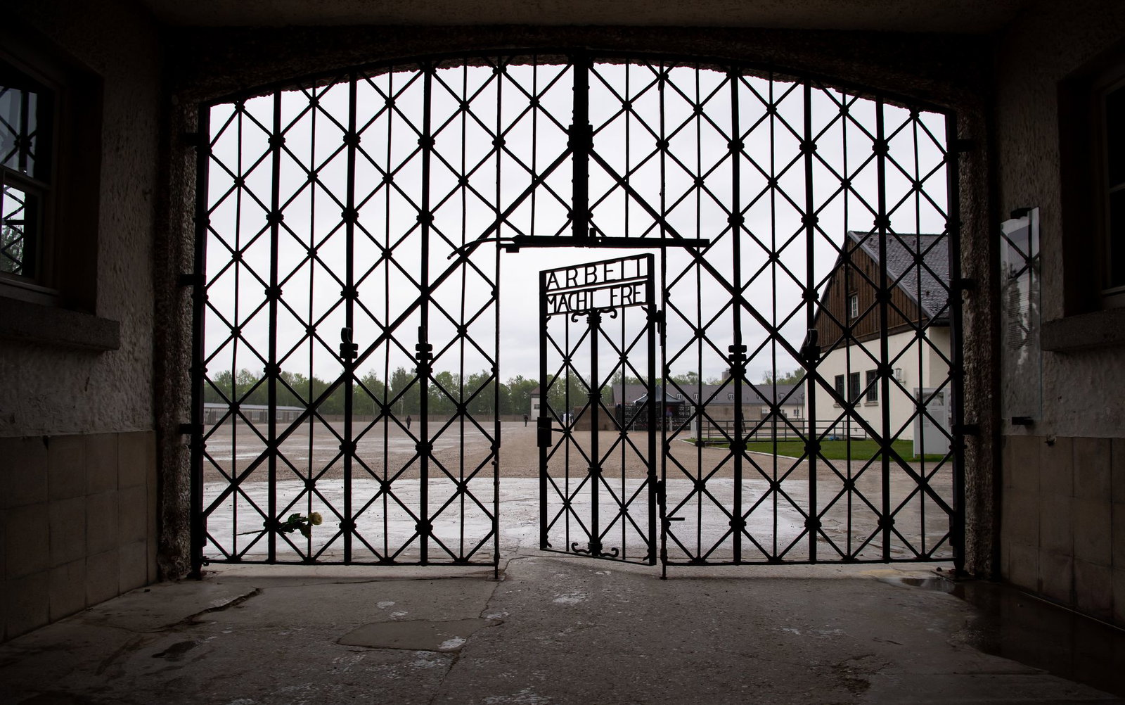 Der Freistaat übernimmt laut Kabinettsbeschluss die Kosten für die notwendige Altlastensanierung sowie erste Maßnahmen zur erinnerungskulturellen Erschließung.  (Archivbild)