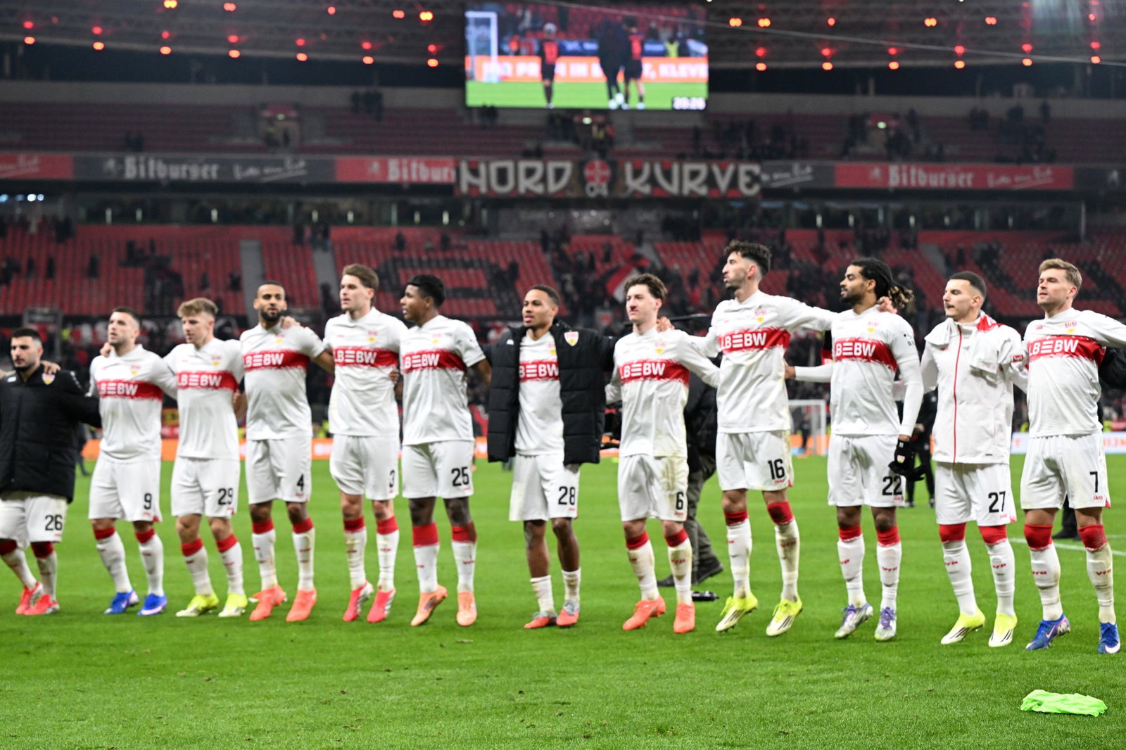 Wollen feiern wie nach dem Hinspielsieg: Die Profis des VfB Stuttgart. (Archivbild)