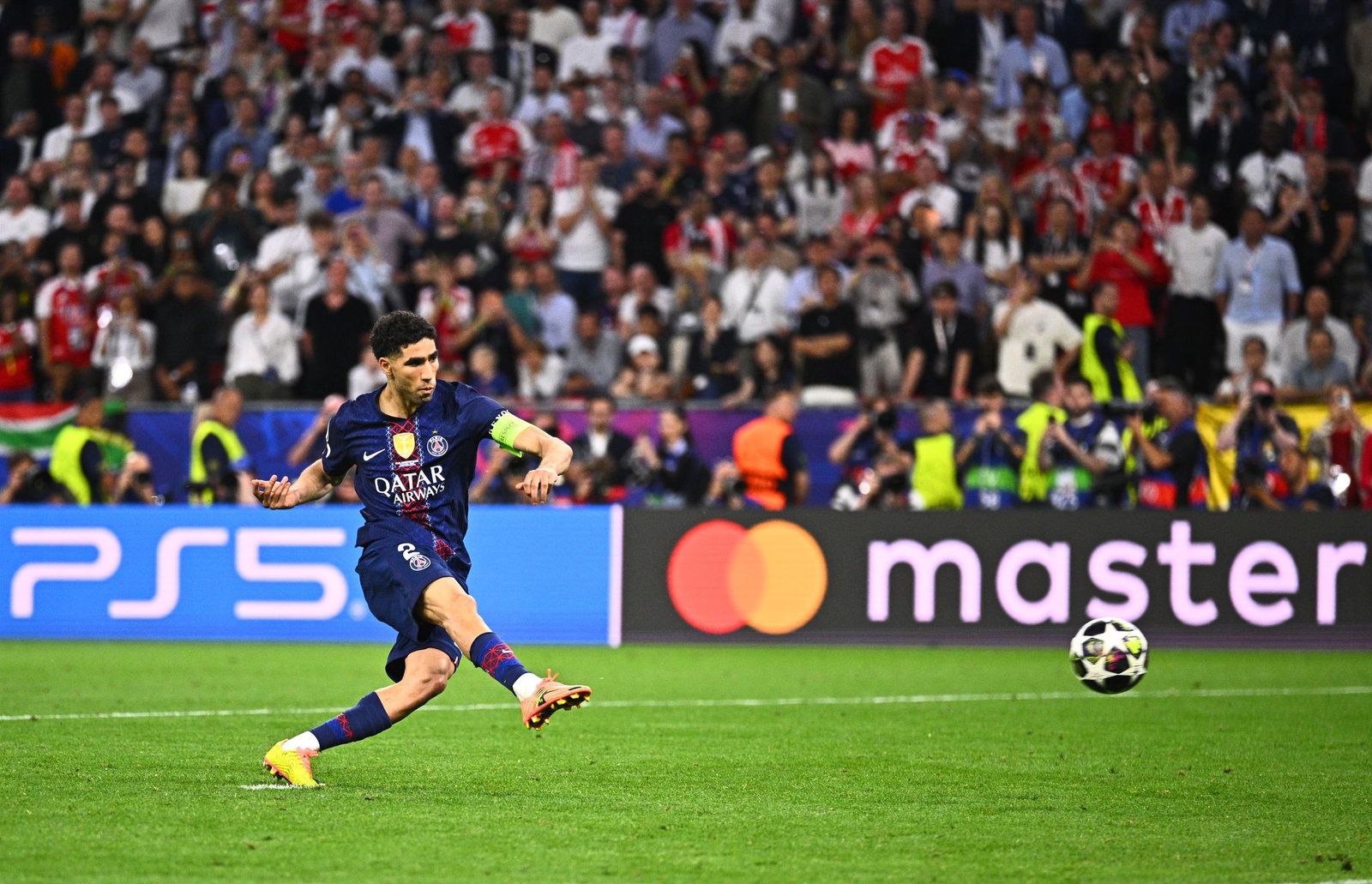 Verwandelte seinen Elfmeter: Achraf Hakimi. 