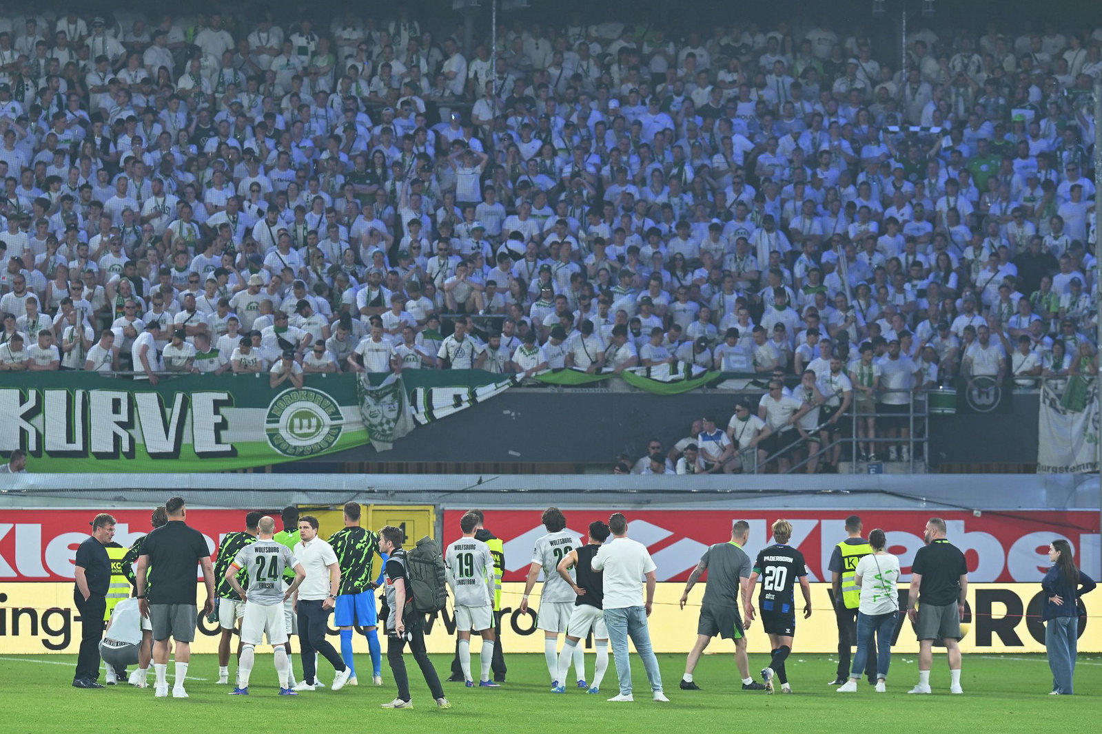 Nach dem Abstieg kommt beim VfL Wolfsburg alles auf den Prüfstand.