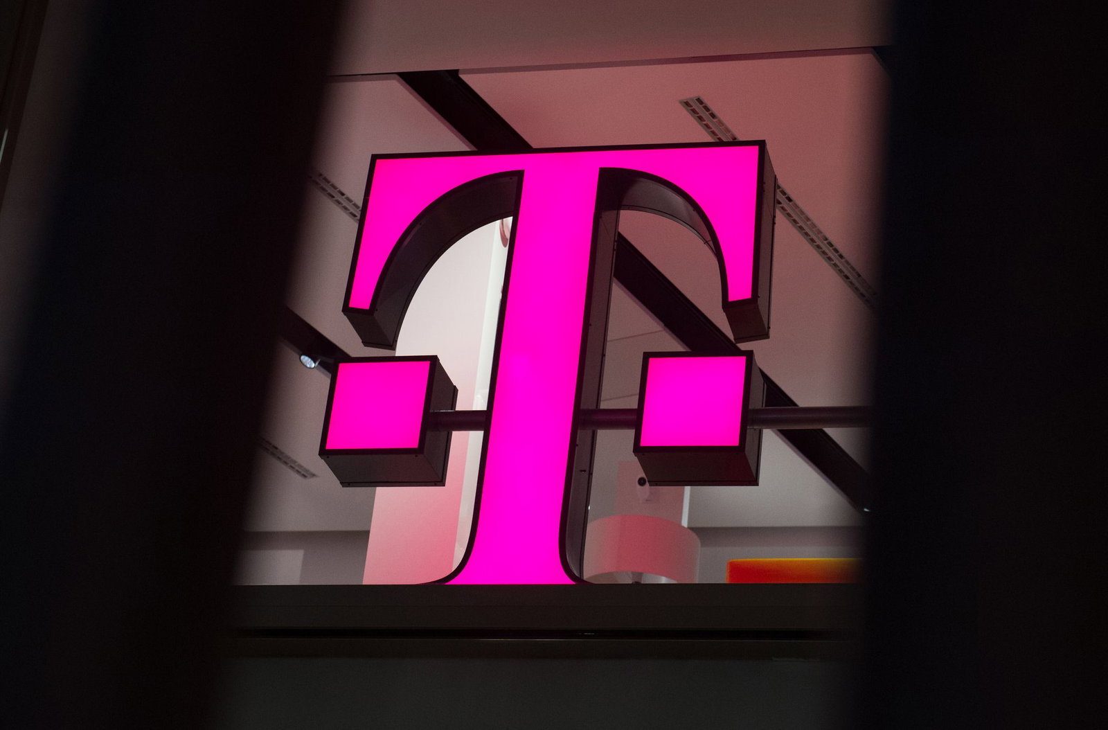 Telekom-Kunden müssen mit Einschränkungen rechnen. (Symbolbild)