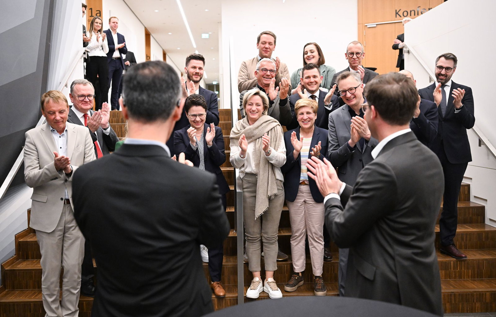 Die Koalitionäre-in-spe klopfen sich auf die eigene Schulter.