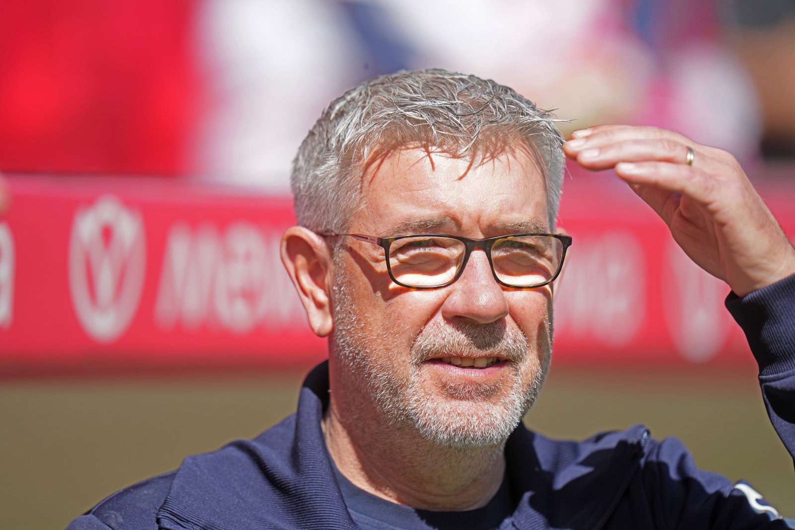 Mainz-Coach Urs Fischer hat mit Unverständnis auf die sexistischen Kommentare in den sozialen Netzwerken zu der Beförderung von Marie-Louise Eta als Cheftrainerin des 1. FC Union Berlin reagiert. (Archivbild)