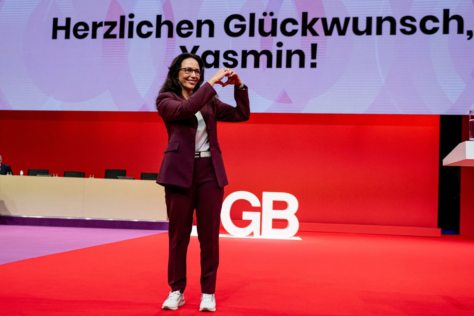 DGB-Chefin Fahimi wurde mit klarer Mehrheit bestätigt.