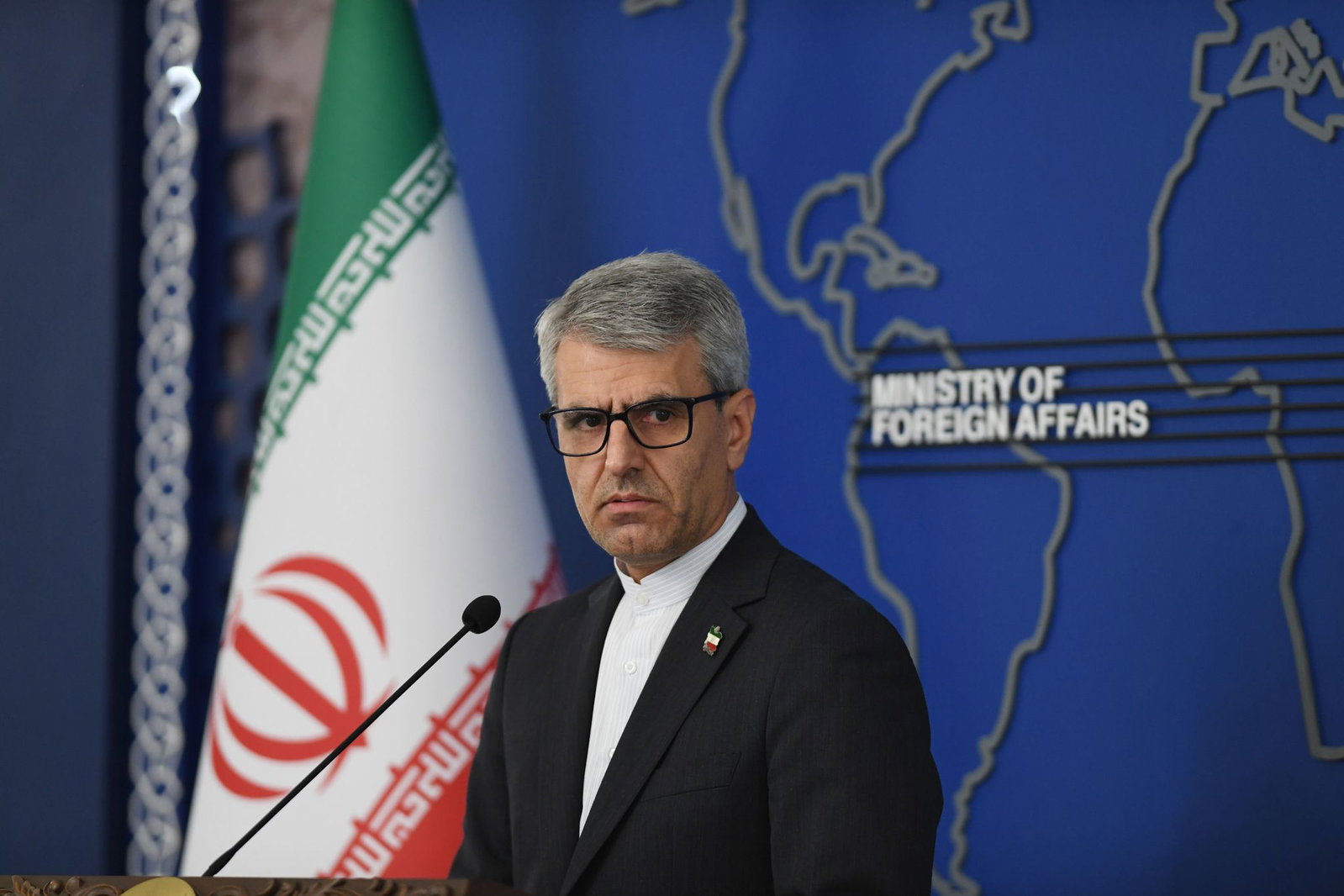 Der Sprecher des iranischen Außenministeriums zeigt den USA die Stirn