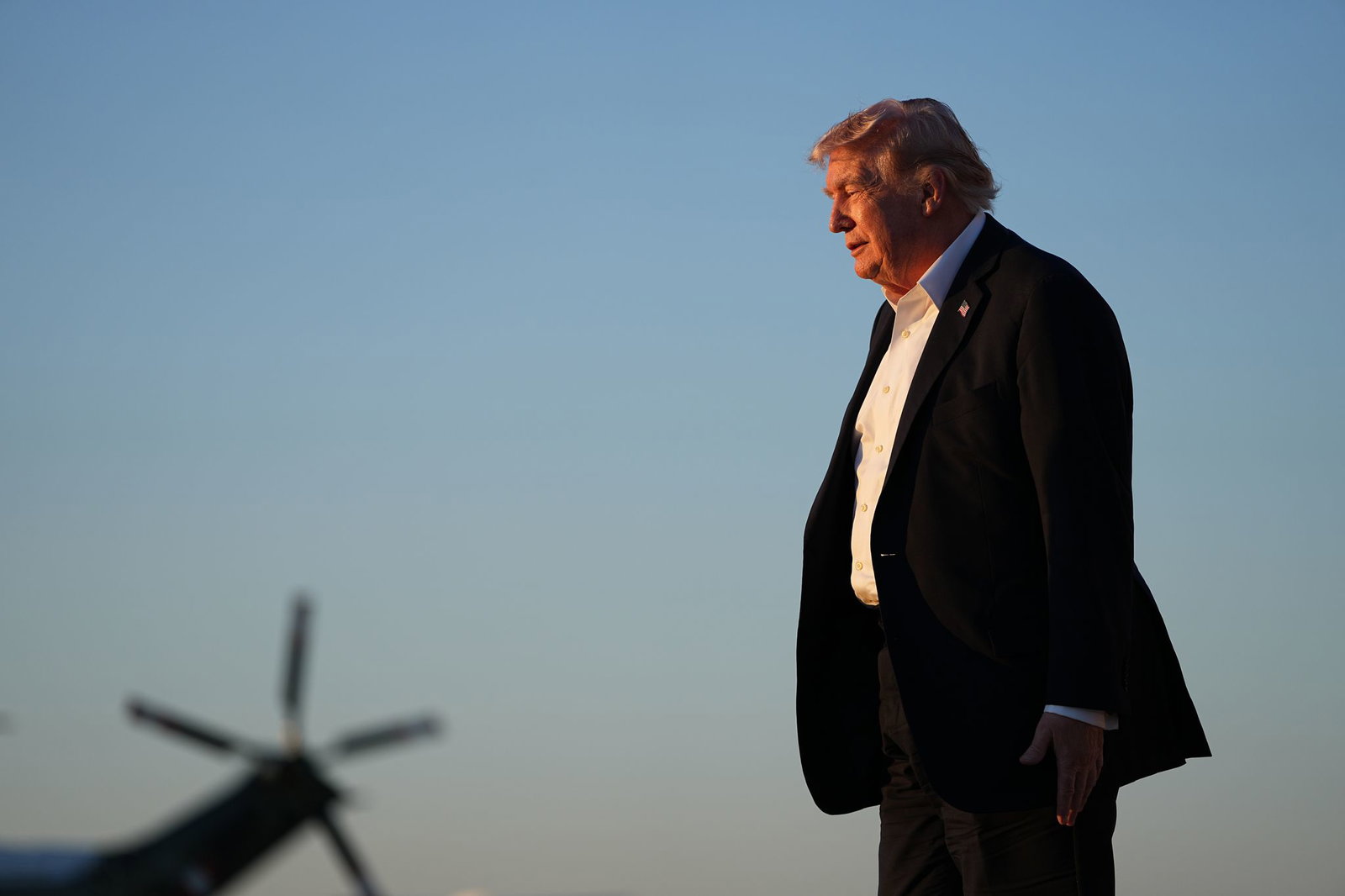 Trump kündigt eine neue Initiative in der Straße von Hormus an - lässt aber viele Details offen. 