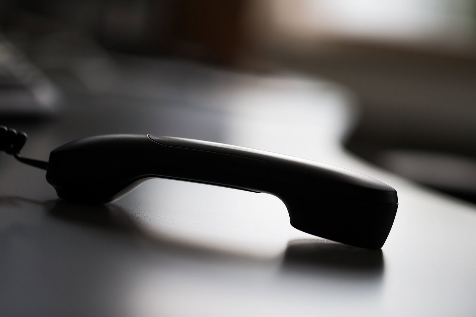 Telefon-Betrug: Der Mann wurde um einen sechsstelligen Betrag gebracht. (Symbolbild)