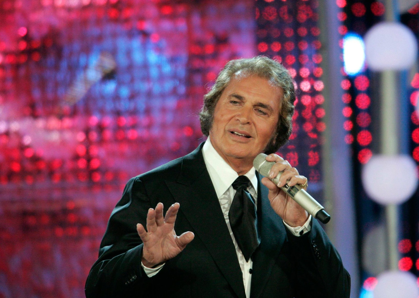Mit 90 Jahren ist Engelbert wieder auf Tournee. (Archivbild)
