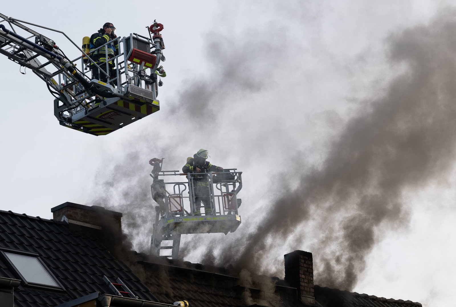 Am Abend war das Feuer unter Kontrolle.