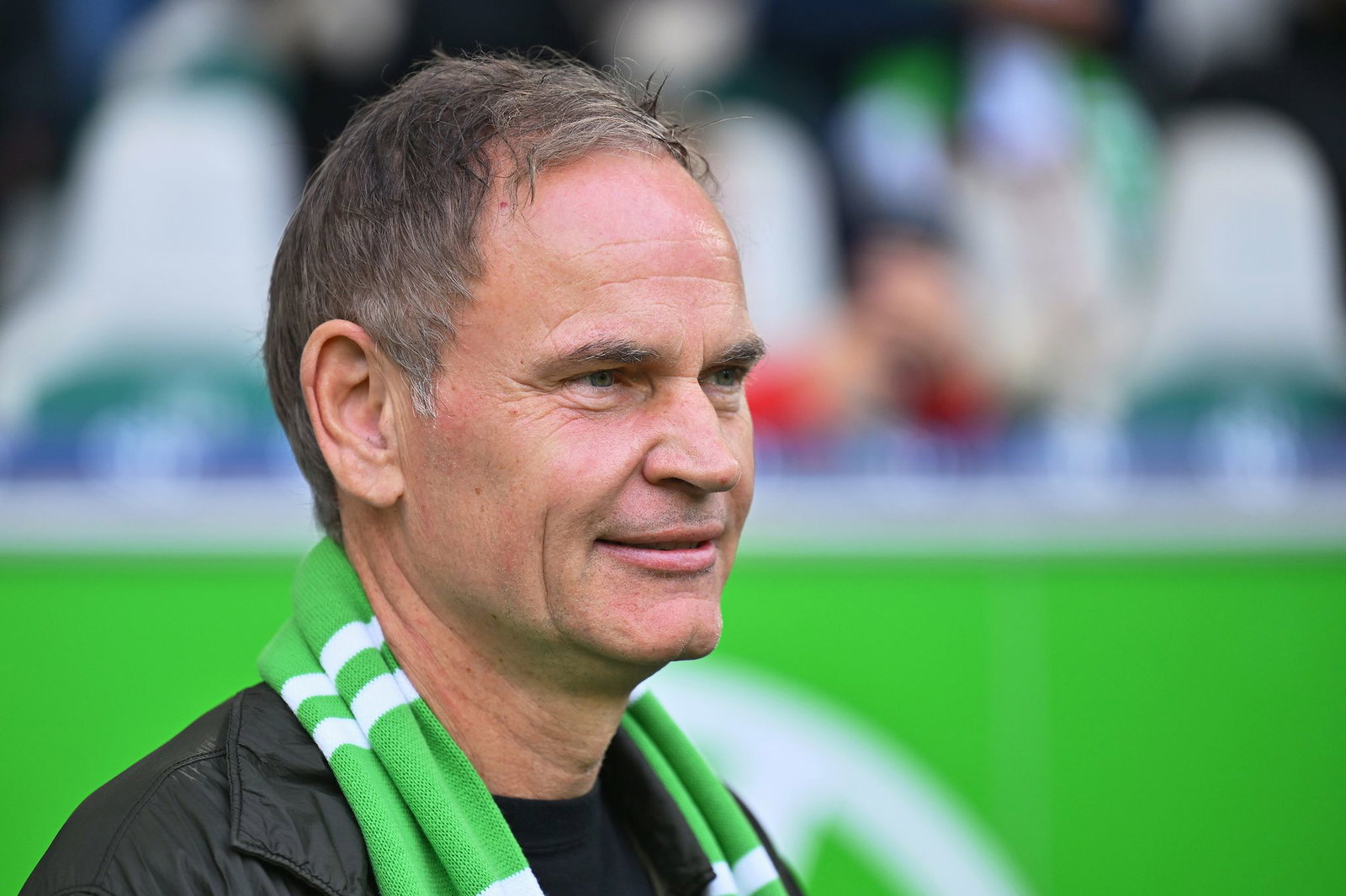 VW-Chef und VfL-Aufsichtsrat: Oliver Blume beim Spiel gegen Bayern München.