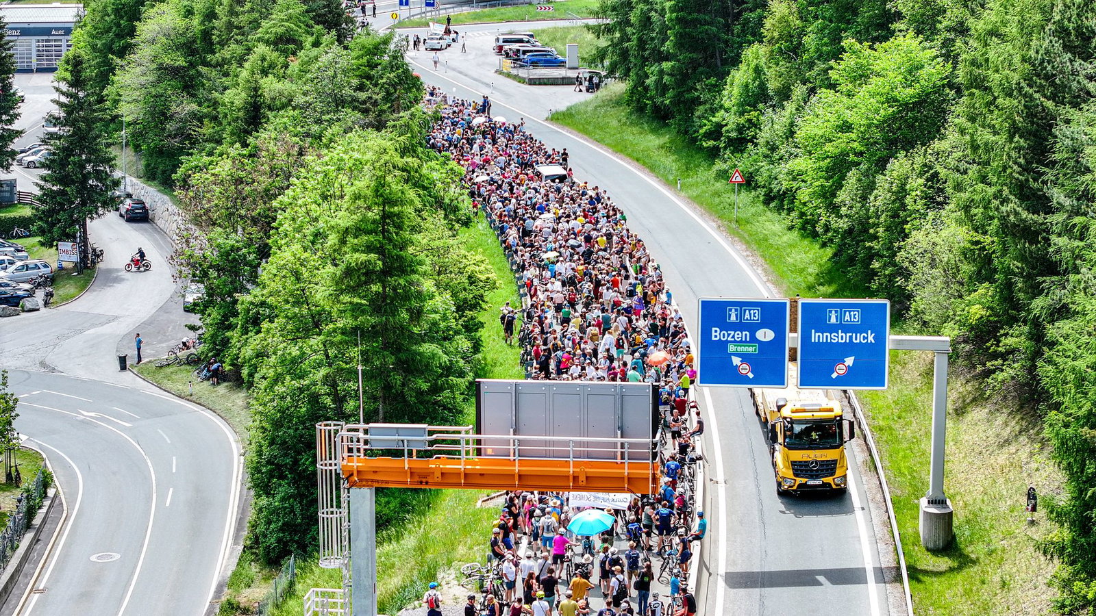 Tausende demonstrierten gegen die Umweltbelastungen durch den Transitverkehr