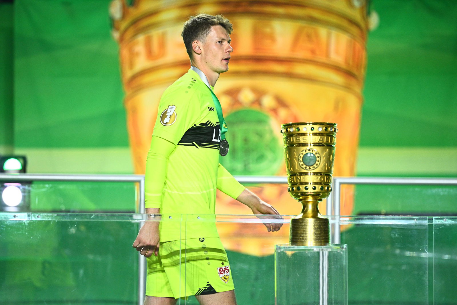 Alexander Nübel verpasste mit dem VfB Stuttgart die Titelverteidigung im DFB-Pokal.