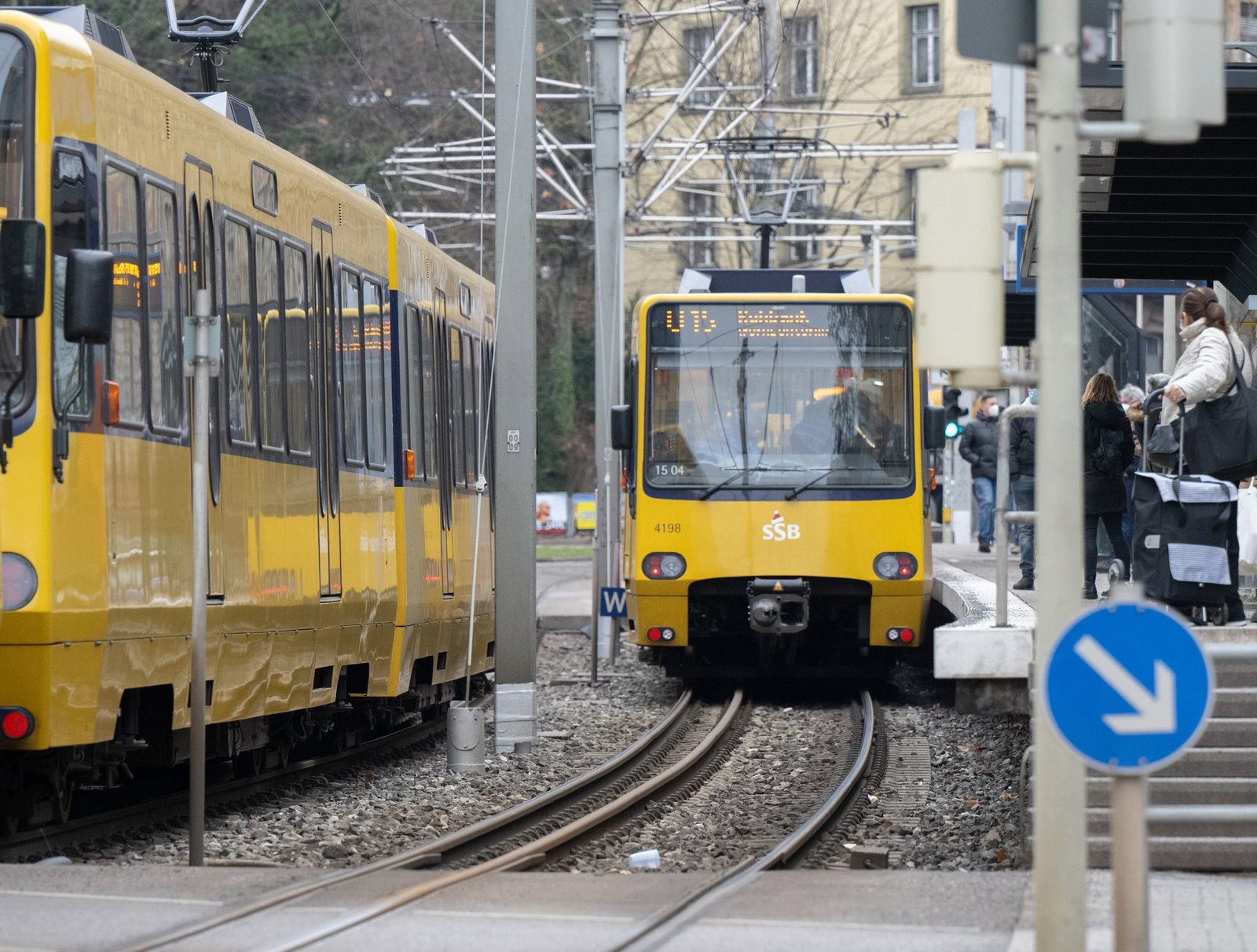 Wegen eines Unfalls mit einer Straßenbahn kann die U14 nicht wie gewohnt fahren. (Symbolbild)