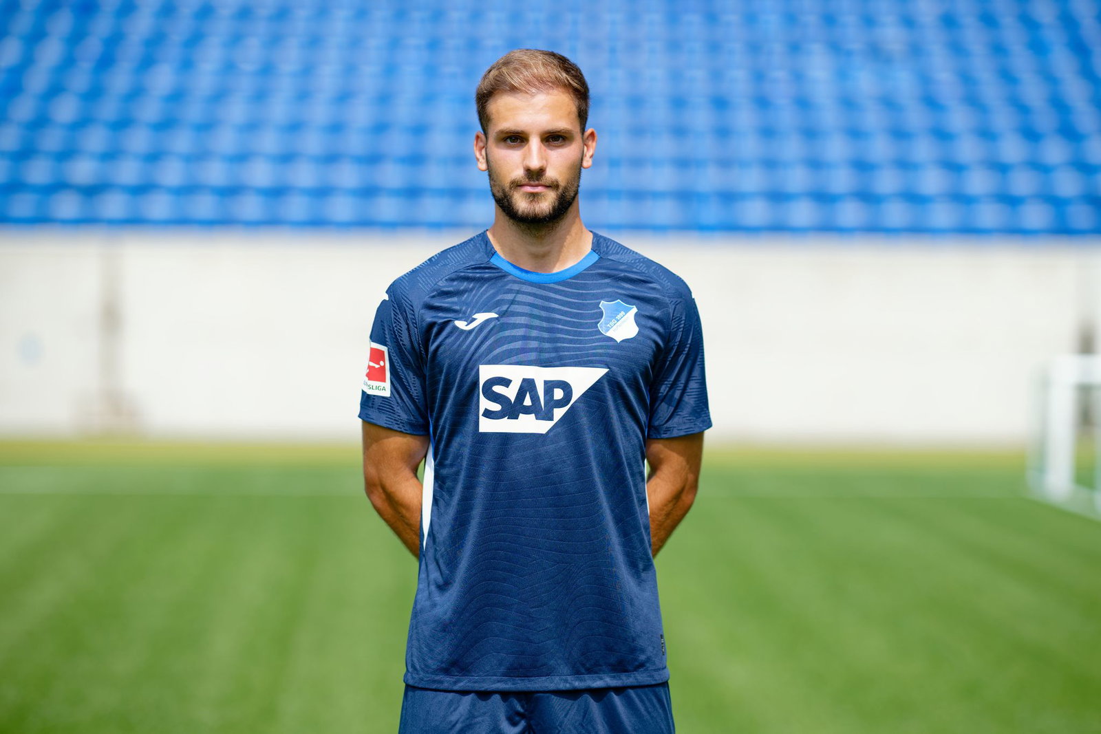 Neuer Club, neues Trikot: Luka Duric wechselt nach Paderborn. (Archivbild)