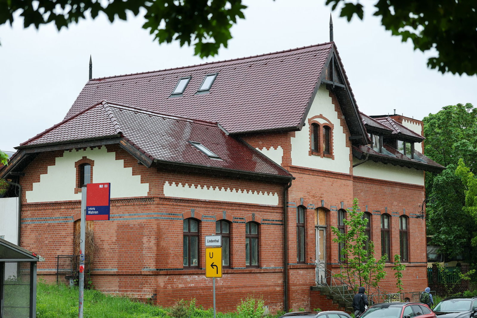 Das Haus von Melanie Müller sollte zwangsversteigert werden.