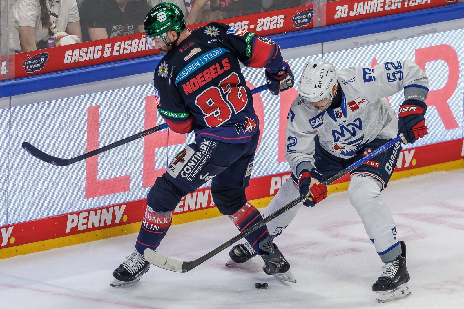 Das Duell um die Meisterschaft geht in die nächste Runde: Die Adler empfangen Berlin. 