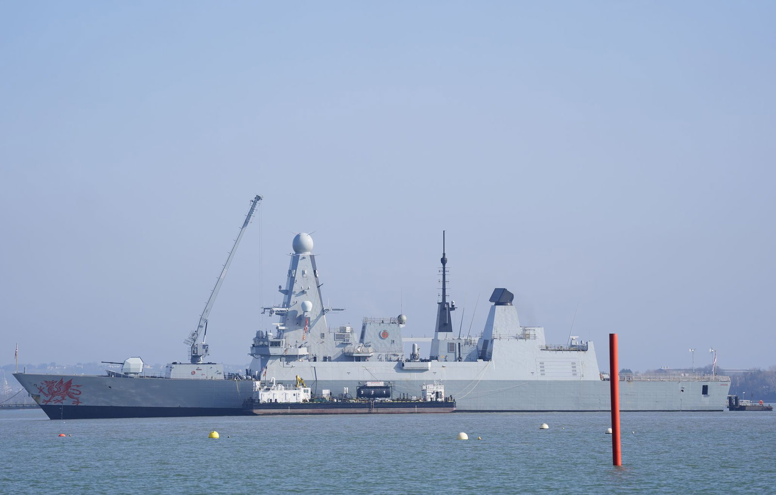 Großbritannien bringt seinen Zerstörer HMS Dragon für einen etwaigen Schutzeinsatz in der Straße von Hormus in Stellung