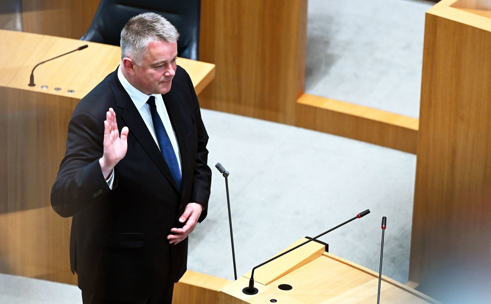 Vor gut einer Woche wurde Gordon Schnieder vereidigt. (Archivbild)