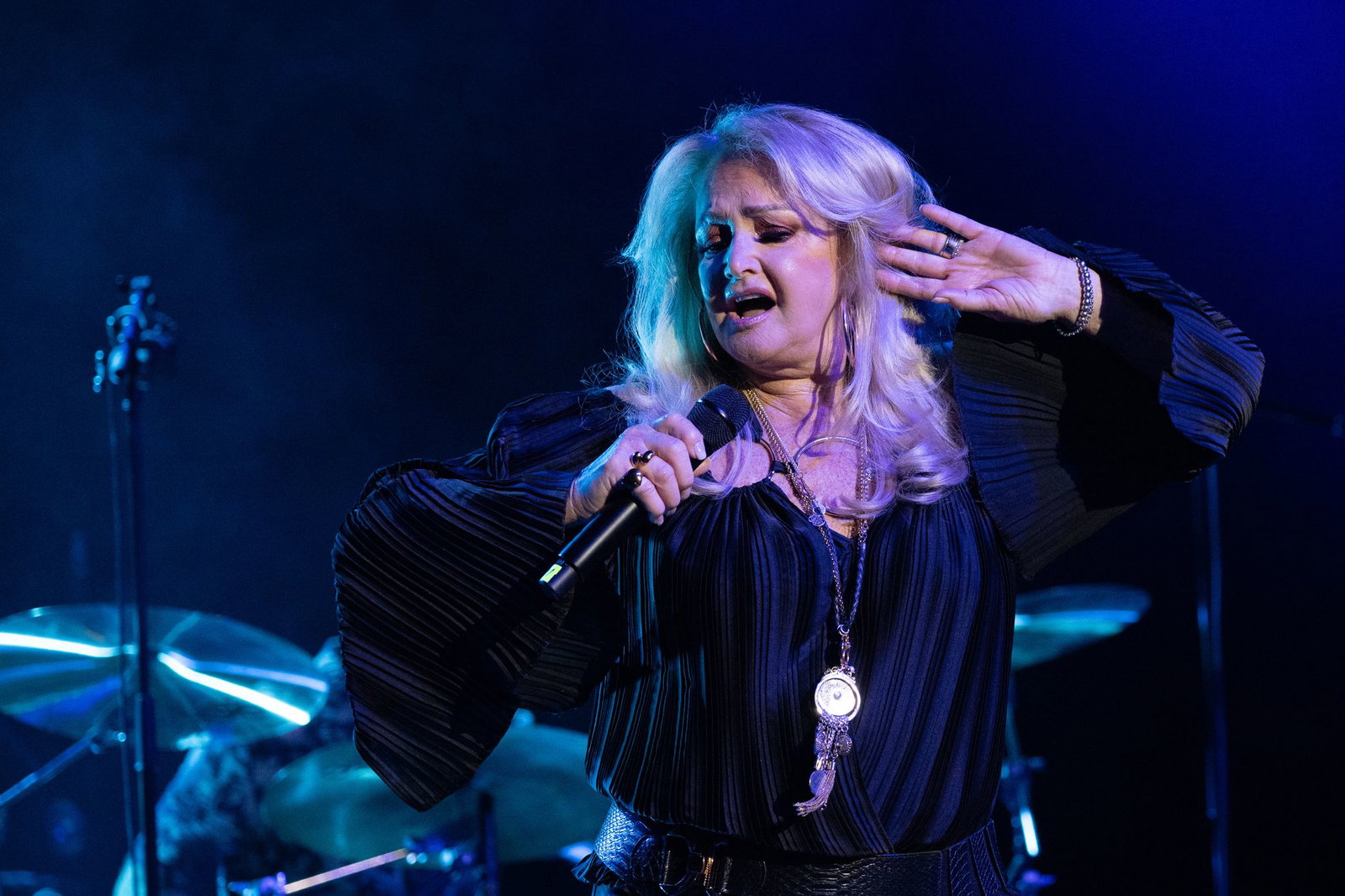 Sängerin Bonnie Tyler wird aktuell im Krankenhaus behandelt – ihr Management zeigt sich hoffnungsvoll, dass sie wieder gesund wird. (Archivbild)