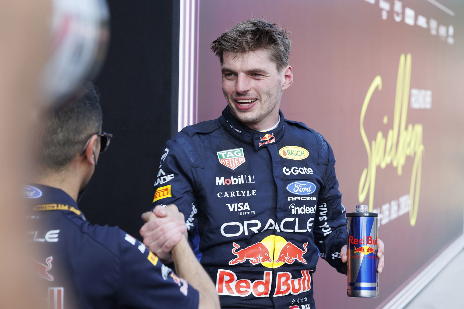 Max Verstappen hat endlich wieder Grund zum Lachen. 