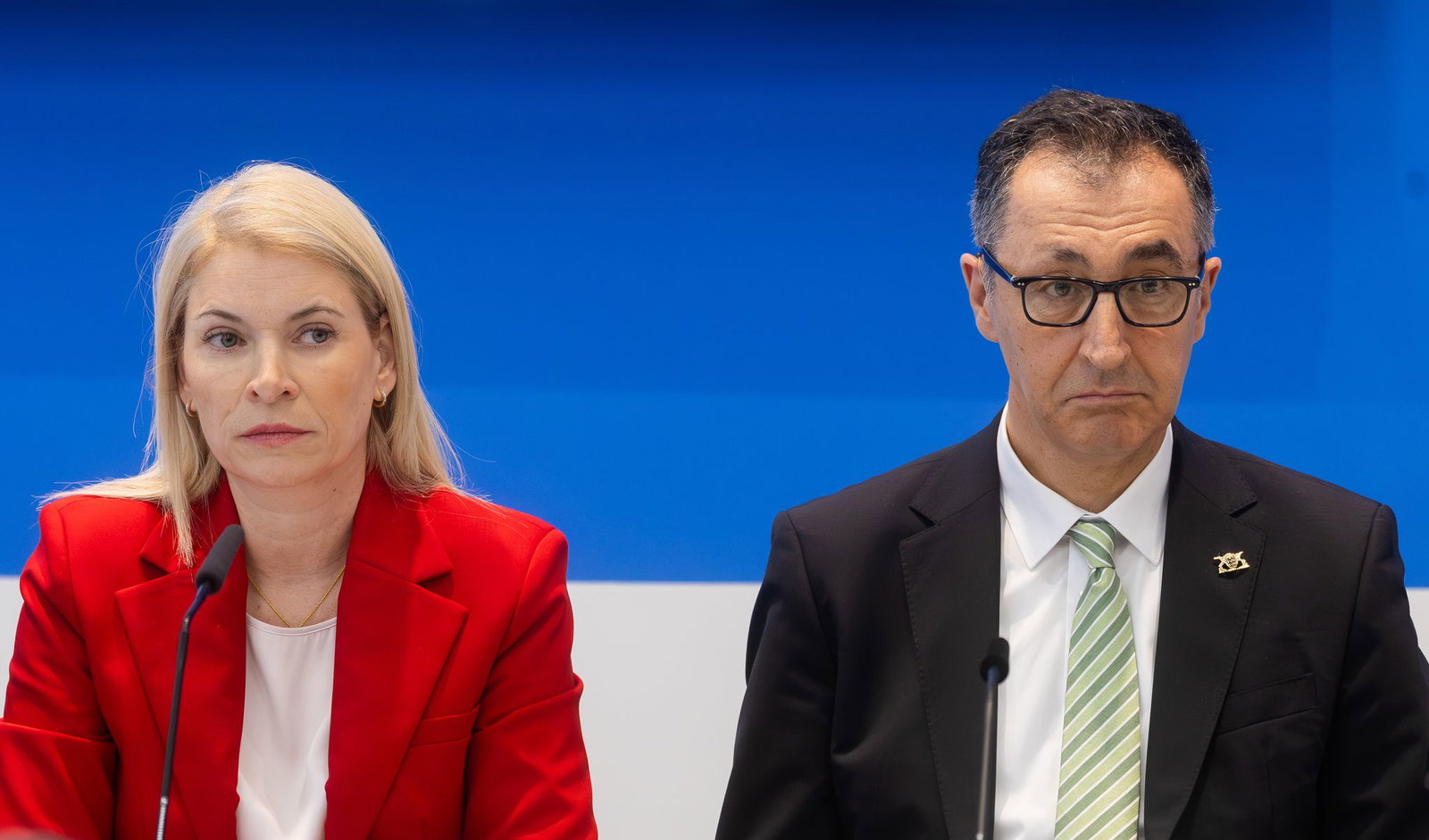 Müssen sich nun um die Probleme von Stuttgart 21 kümmern: Bahnchefin Evelyn Palla und Baden-Württembergs Ministerpräsident Cem Özdemir (Grüne).