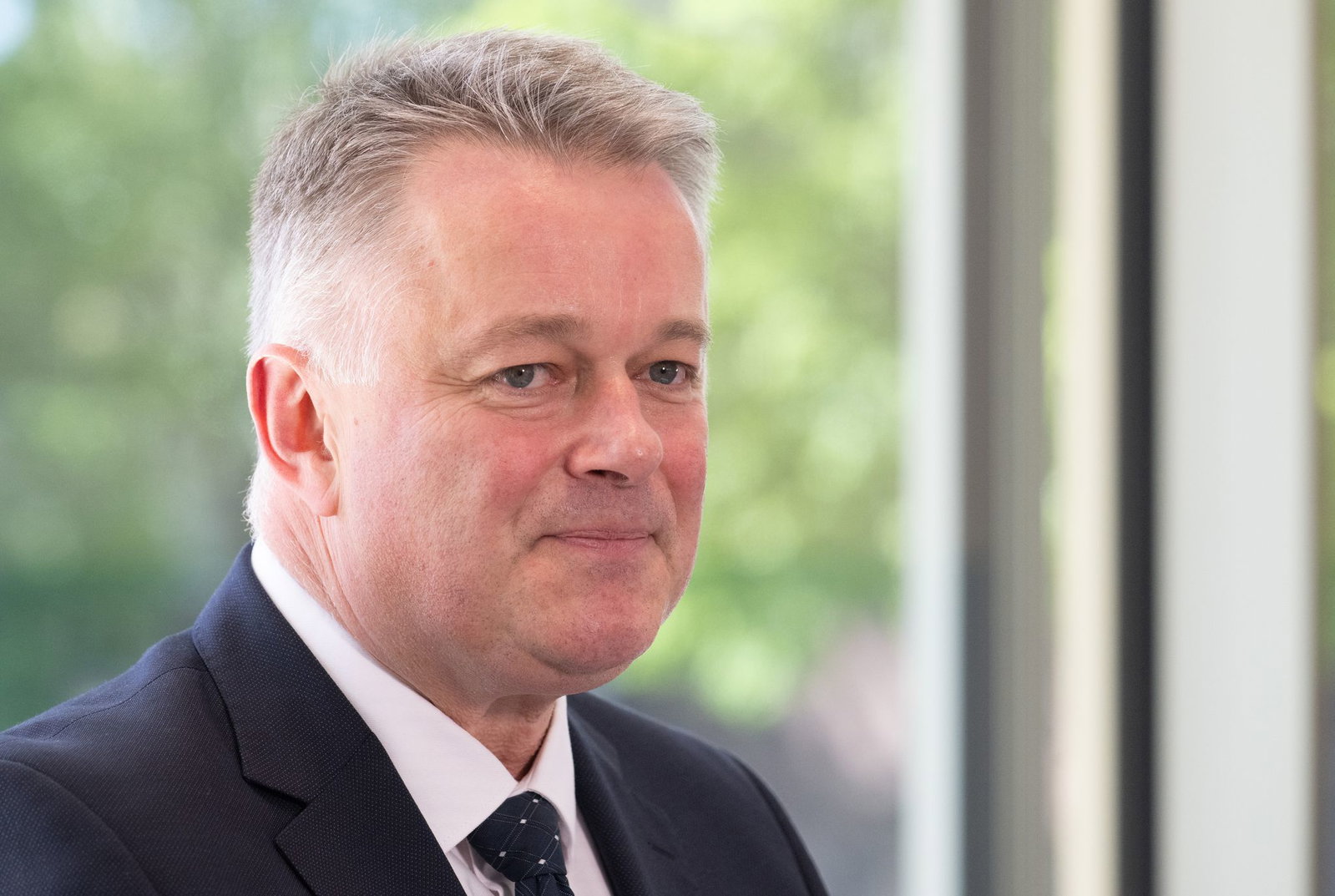 Ministerpräsident Gordon Schnieder (CDU) will den Bundesrat für Gespräch nutzen. (Archivbild)