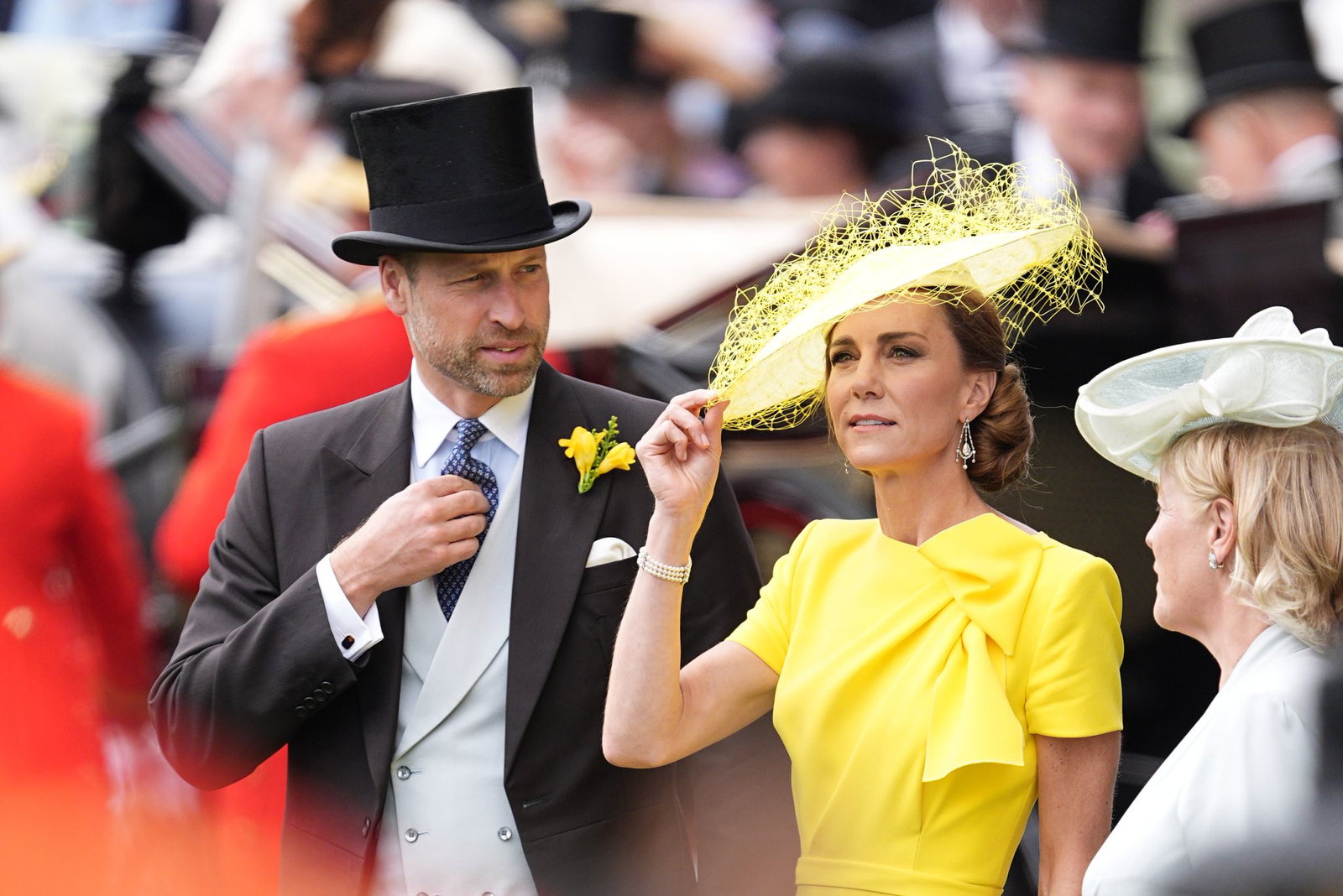 Prinzessin Kate zeigte sich ganz in Gelb gekleidet. 