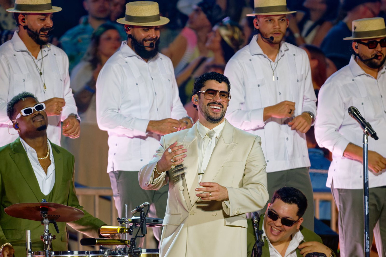 «Muchas gracias, Düsseldorf!» - der Sänger richtete während der Show immer wieder dankbare Worte an seine Fans.