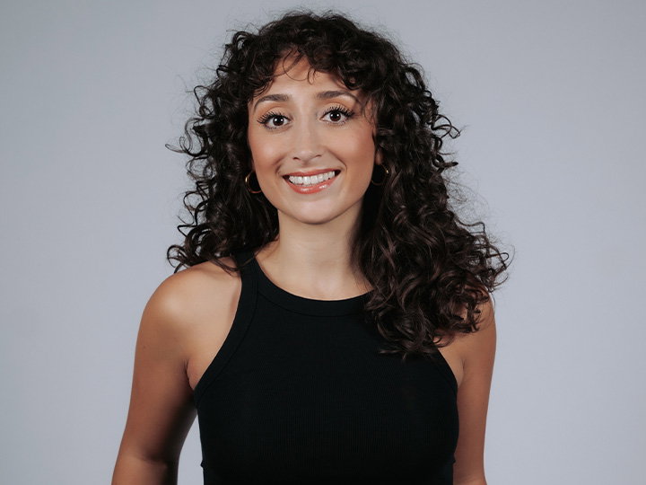 Moderatorin Büsra