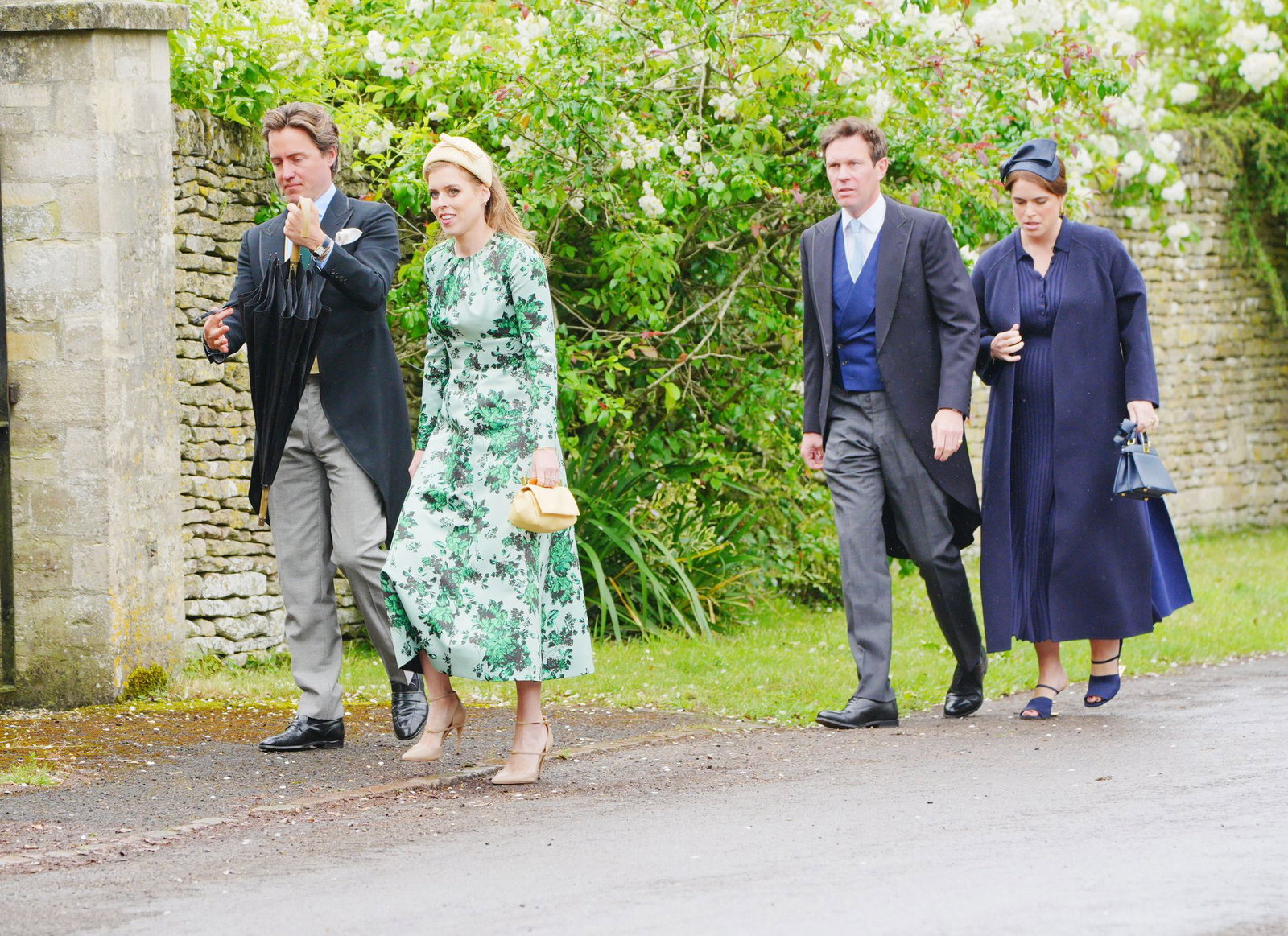 Prinzessin Beatrice und Prinzessin Eugenie reisten nach Kemble.