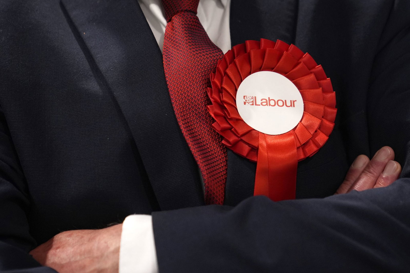 Nicht nur der Premier, sondern auch die Labour-Partei steckt in einer historischen Krise. (Archivbild)