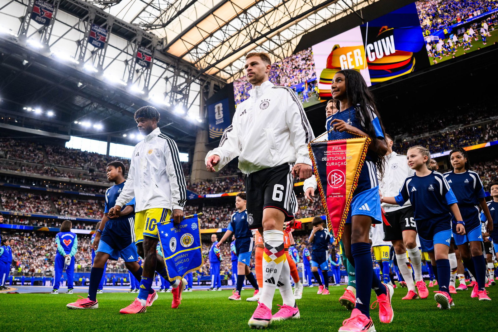 In Houston führte Joshua Kimmich die Nationalelf erstmals als Kapitän in ein WM-Spiel.