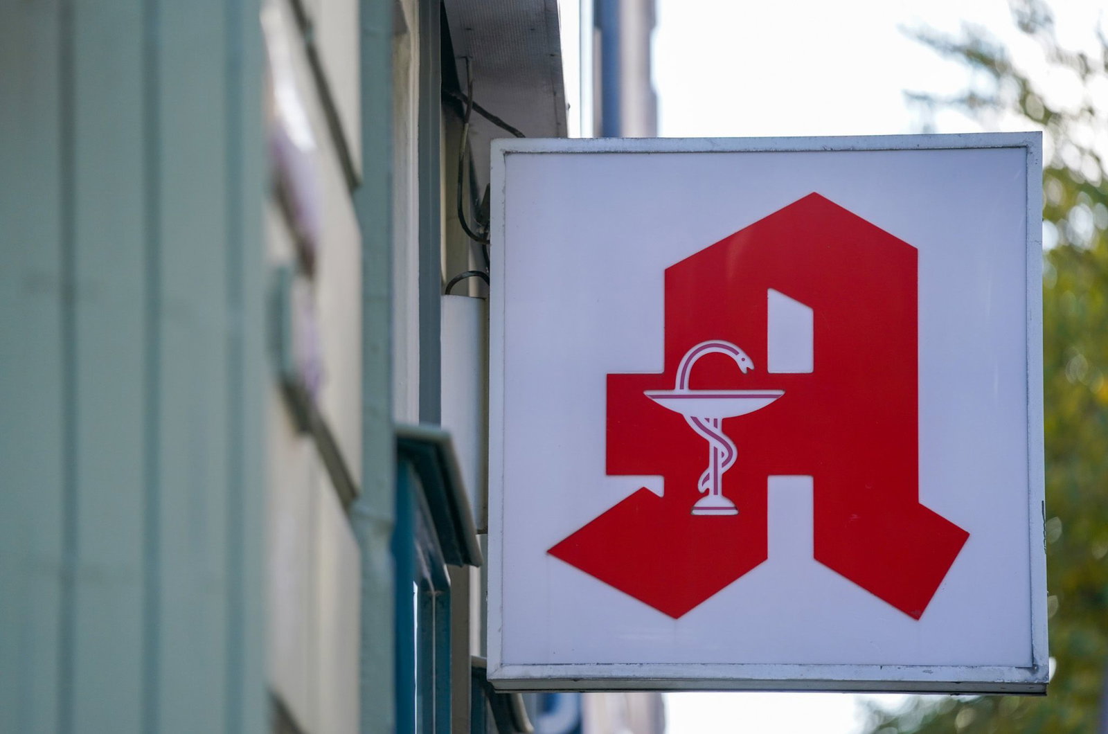 Für die allermeisten Saarländer ist der Weg zur nächsten Apotheke nicht allzu weit. (Archivbild)