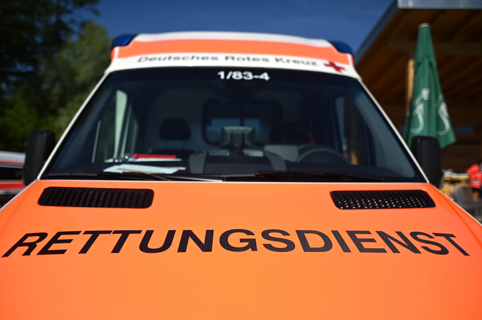 Ein 86-Jähriger ist in Ravensburg in eine Wassergrube gefallen und konnte nicht mehr lebend gerettet werden. (Symbolbild)