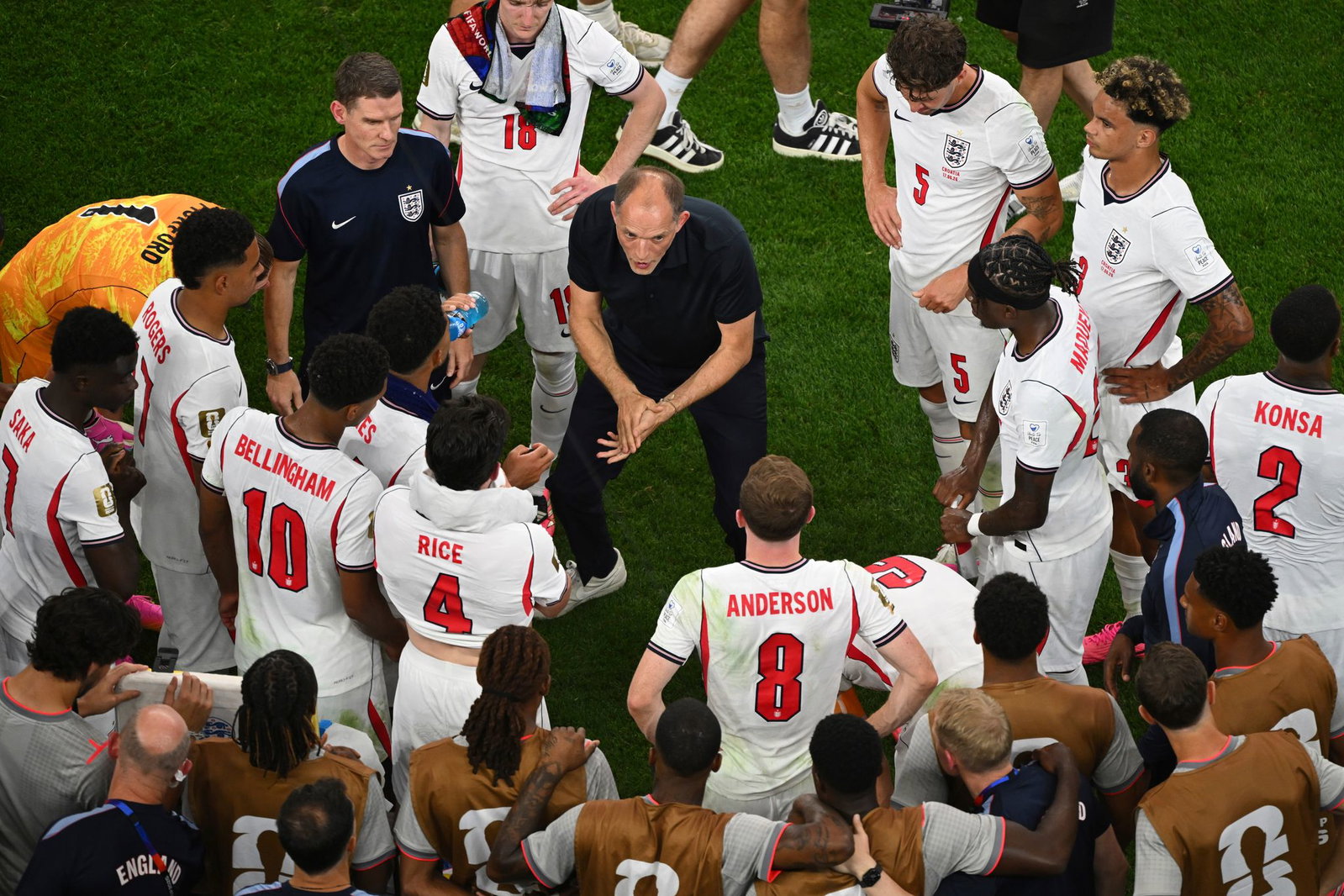 Tuchel findet offenbar die richtigen Worte bei der englischen Mannschaft. 