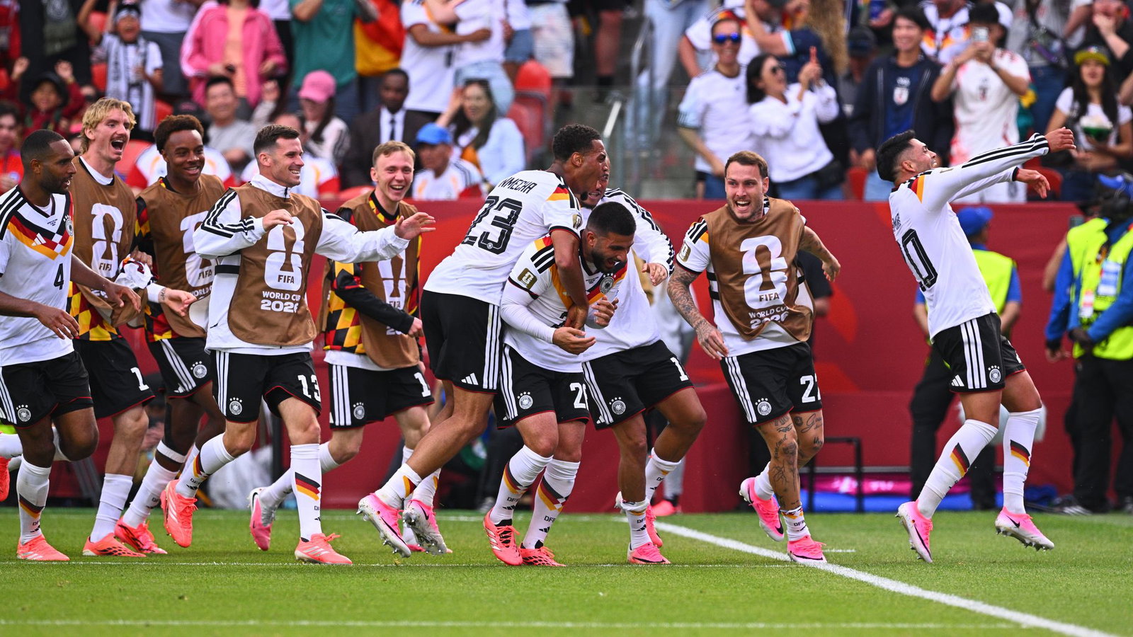 Die DFB-Elf bejubelte den deutschen Sieg.