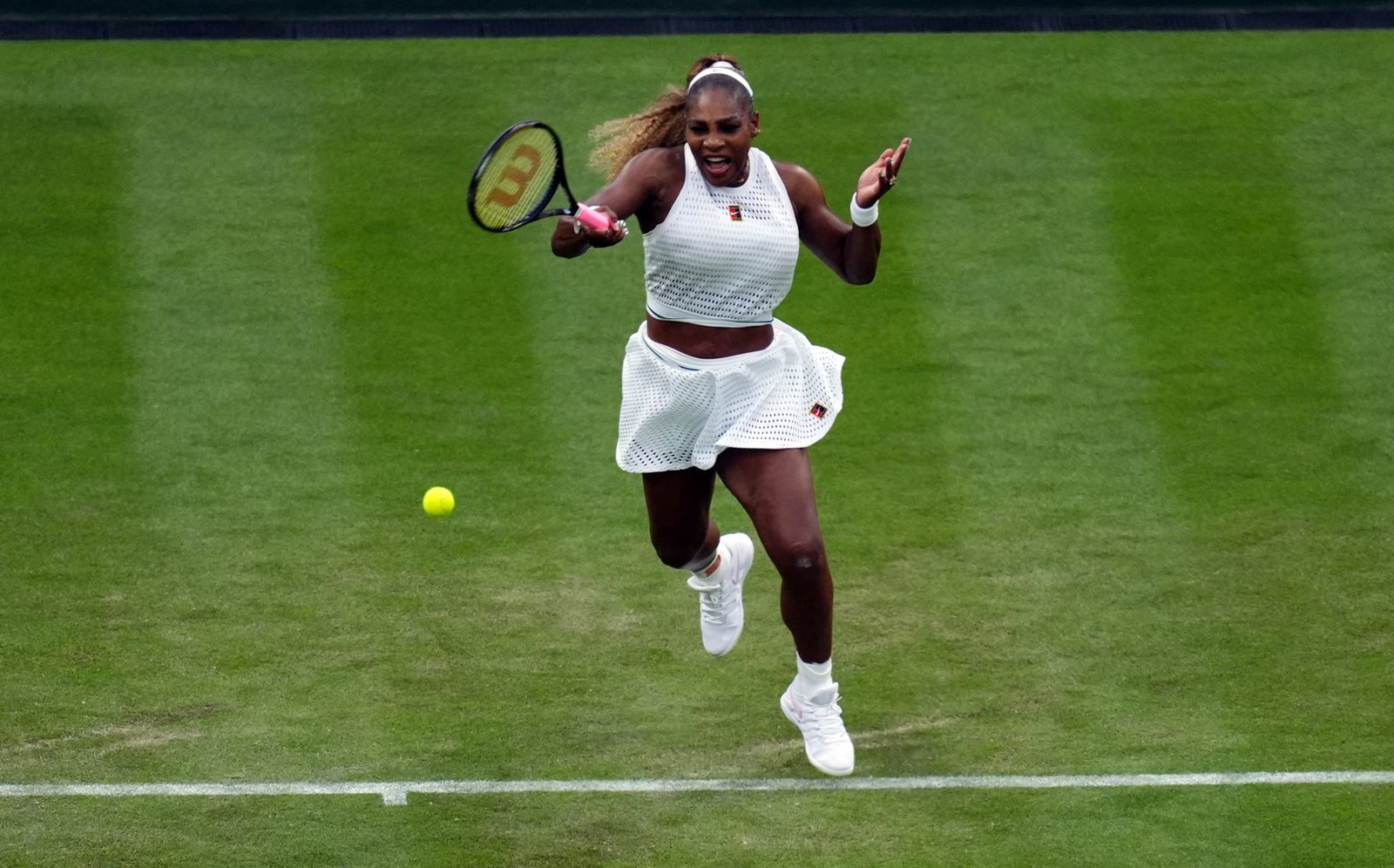 Für Serena Williams war das Einzel-Comeback in Wimbledon schnell wieder vorbei.
