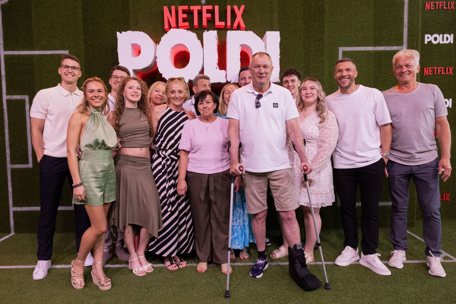 Familienmensch und Fußballer: die Podolskis bei der Premiere in Köln. (Archivbild)