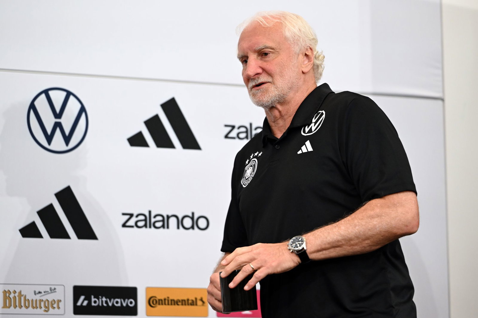 Rudi Völler ist bei der WM als Mutmacher für die DFB-Elf gefordert. 