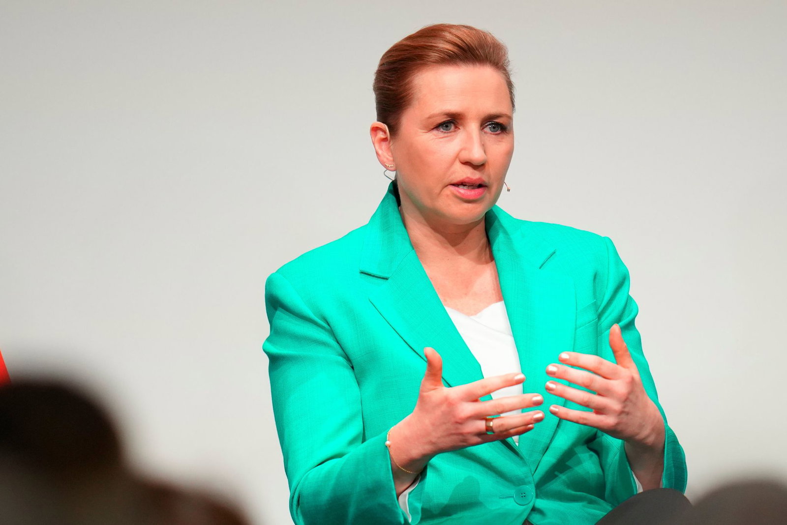 Die Sozialdemokratin Mette Frederiksen kann Regierungschefin in Dänemark bleiben. (Archivbild)