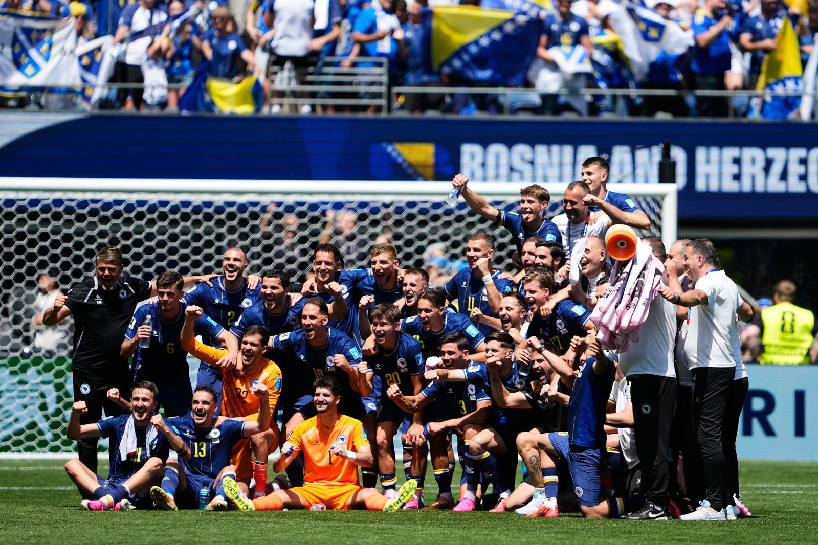 Bosnien-Herzegowina darf bei der WM auch im Sechzehntelfinale antreten.