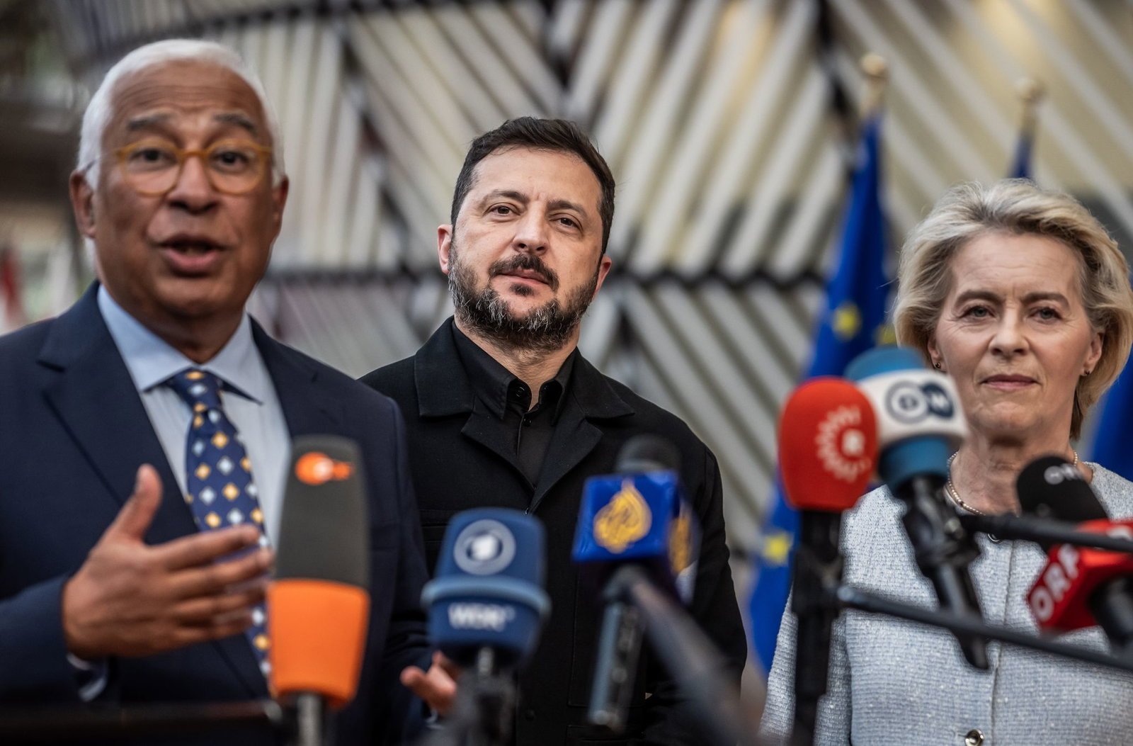 EU-Ratspräsident sorgt mit seiner Russland-Initiative für das Gesprächsthema Nummer eins beim Gipfel.