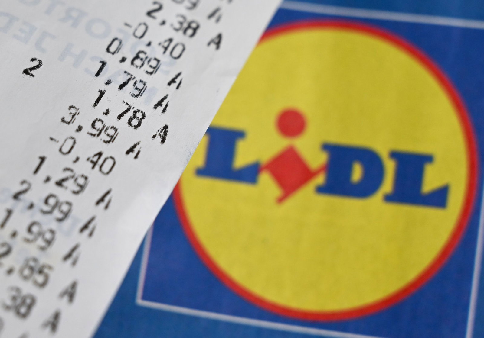 Lidl hat ein Gerichtsverfahren wegen einer Preisangabe in einem Prospekt verloren. (Archivbild)