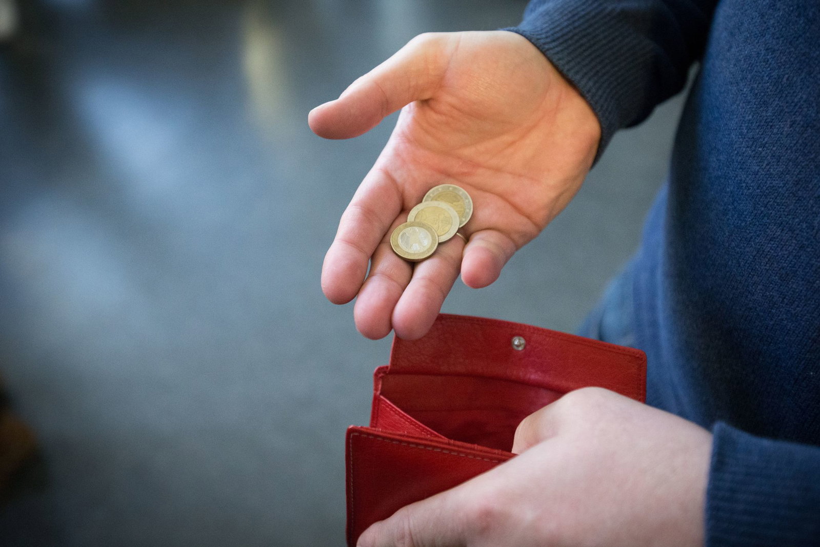 Ältere Menschen sind überdurchschnittlich von Armut betroffen. (Symbolbild)