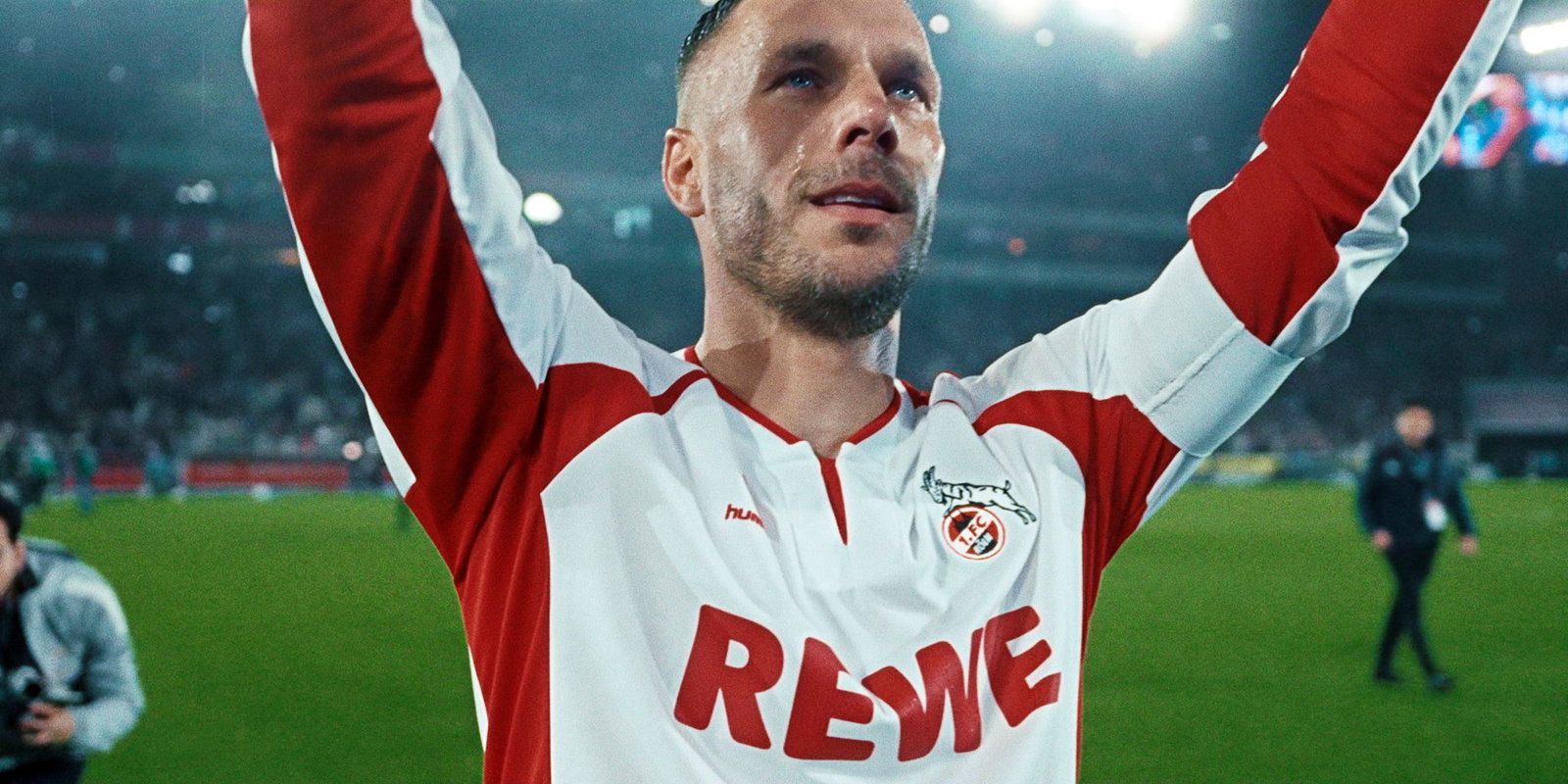 Die Doku «Poldi» über Fußballer Lukas Podolski ist seit 4. Juni auf Netflix streambar.