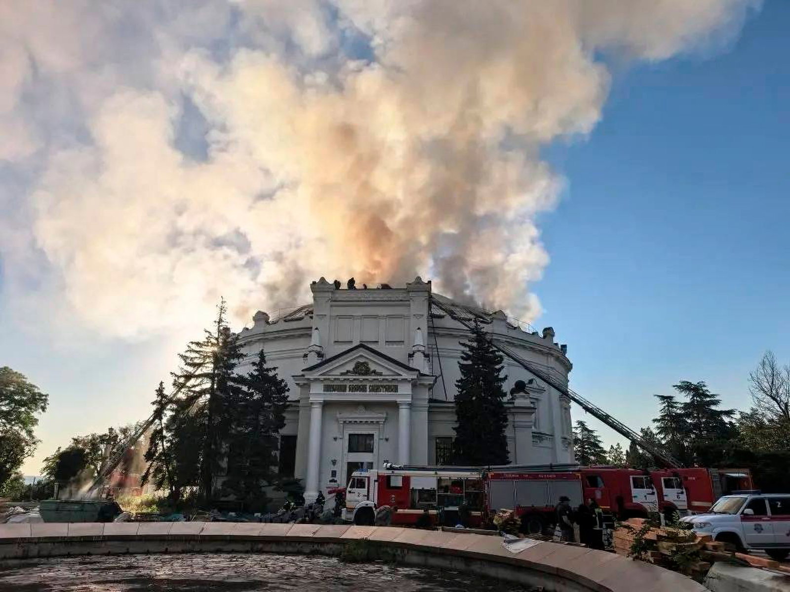 In Sewastopol traf ein ukrainischer Drohnenangriff ein Geschichtsmuseum. 