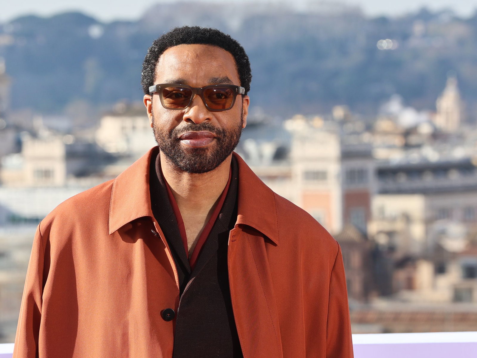 Der Schauspieler Chiwetel Ejiofor übernimmt die Hauptrolle in «Backrooms». (Archivbild)